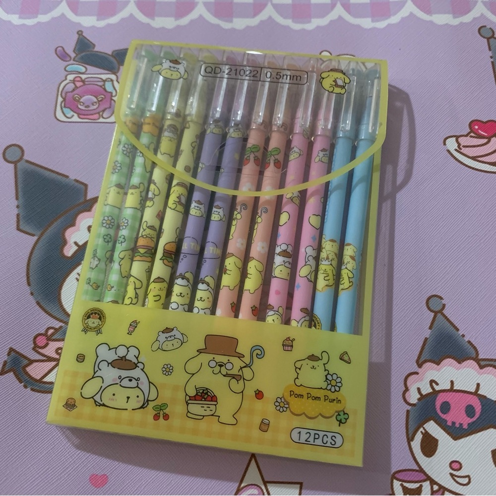 Set of 12 Pompompurin Black Ink Pens in a Plastic Carrying Case